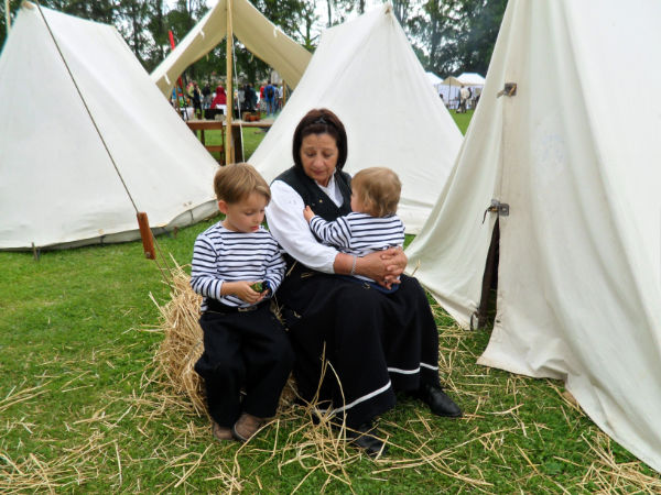 SULLY SUR LOIRE " la relève "