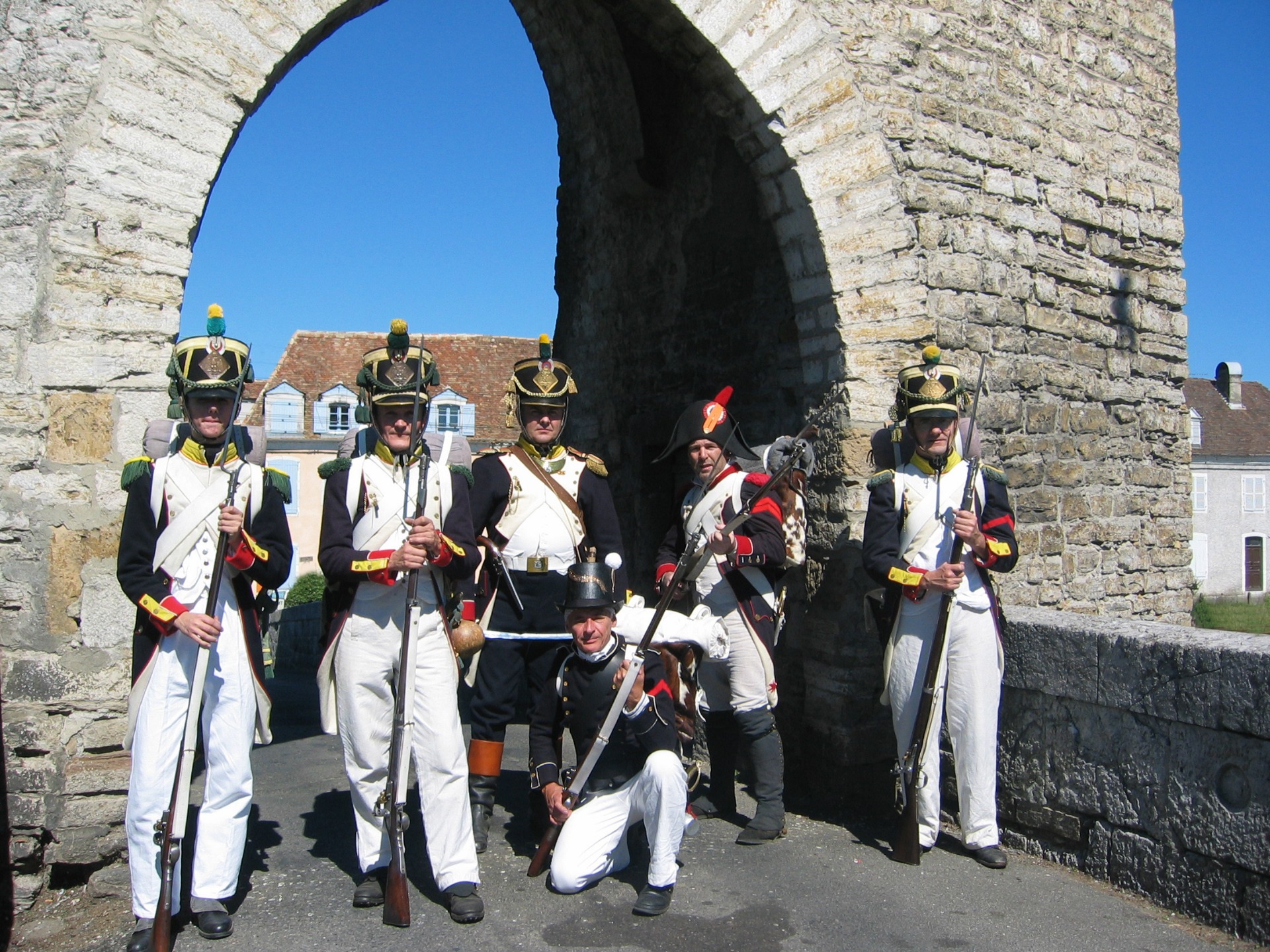 ORTHEZ , en compagnie du 96e de Ligne, sur les traces du Régiment. .